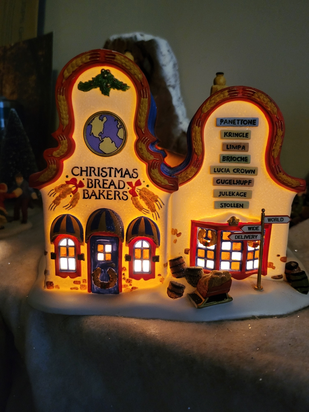 Dept 56 North Pole Series "Christmas Bread Bakers" #56393 Vintage 1996 - As Is